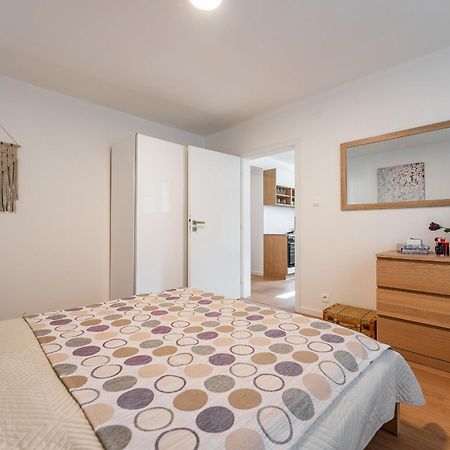 3 Room Private Flat Kosice City Center Fresh And New! Eksteriør billede